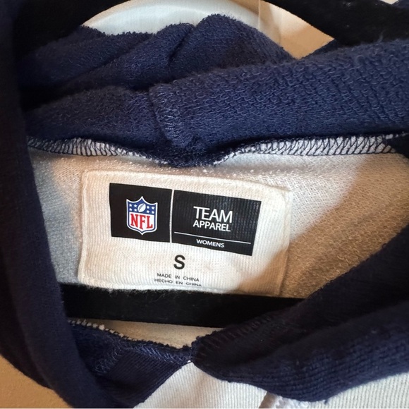 Patriots Football Hoodie Woman’s Small - Picture 6 of 9